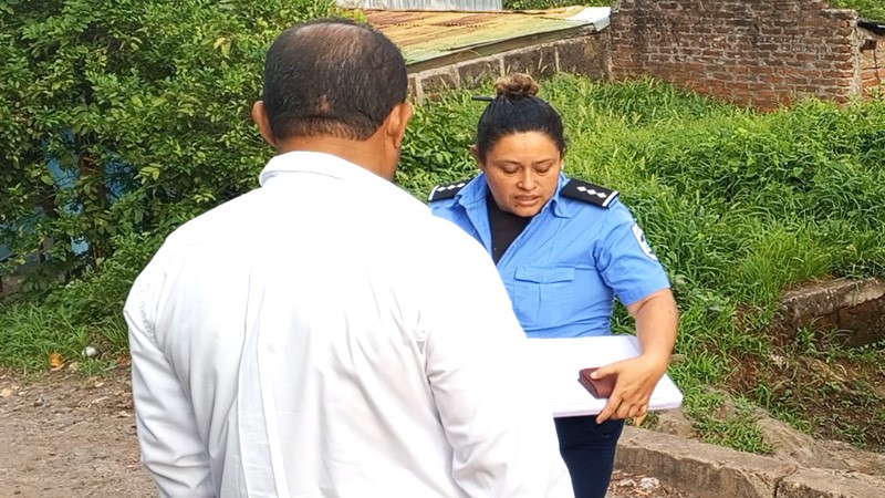 Asaltan a Mario Alberto cuando se dirigía a su trabajo y lo despojaron de 3 mil córdobas y un teléfono celular