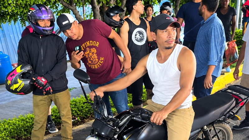 Luis Miguel conductor de la moto que se vio involucrada en una accidente de tránsito-Fotos canal 20.